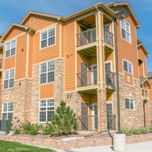 colorado buff ledge on exterior of prairie walk apartments