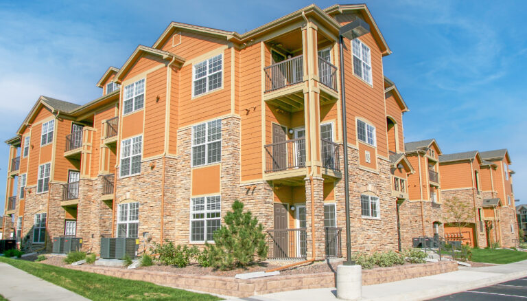 colorado buff ledge on exterior of prairie walk apartments