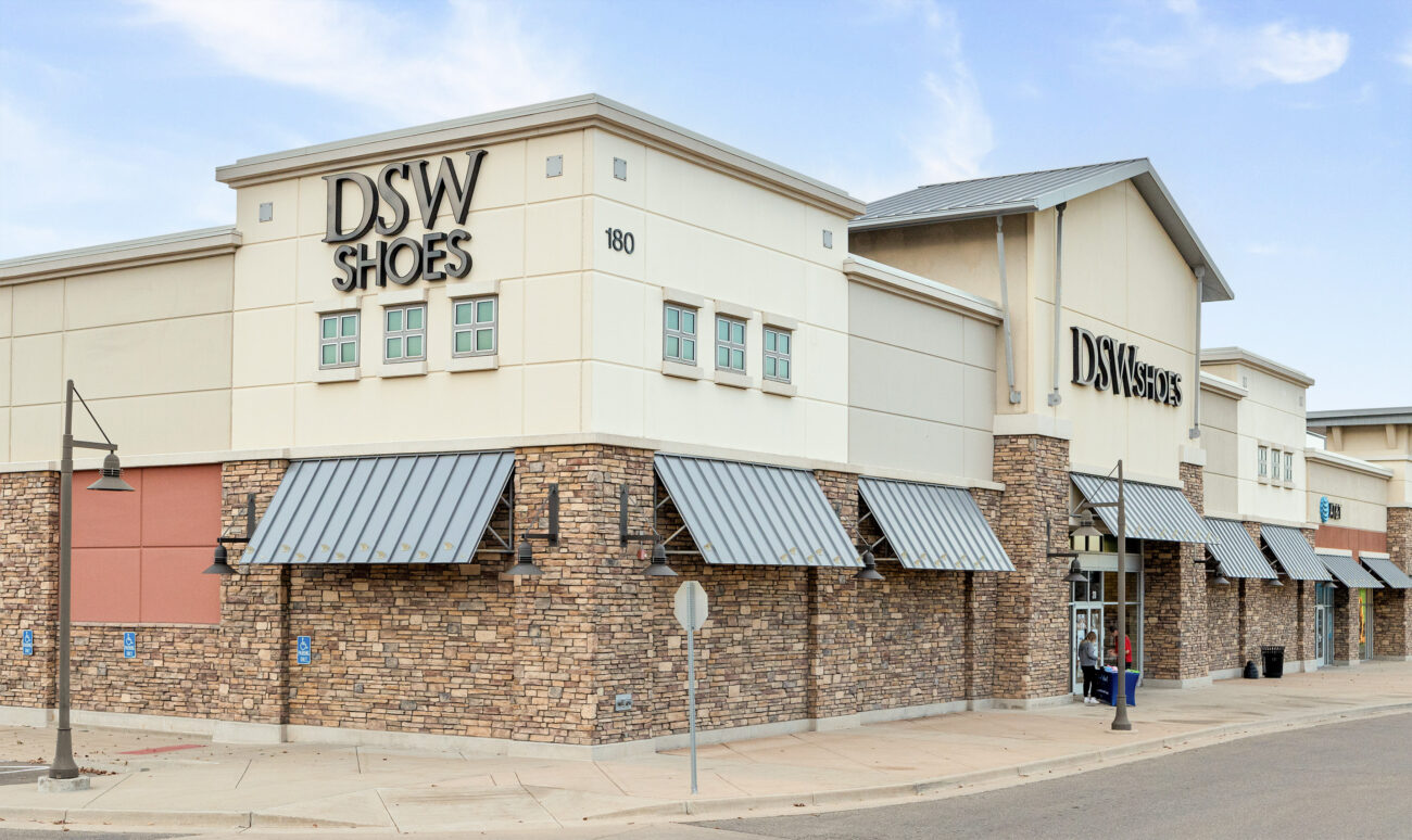 ledge stone exterior of dsw shoes store