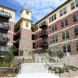 limestone exterior on apartment complex