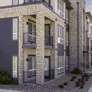 ash cobble field house apartments sunset stone veneer
