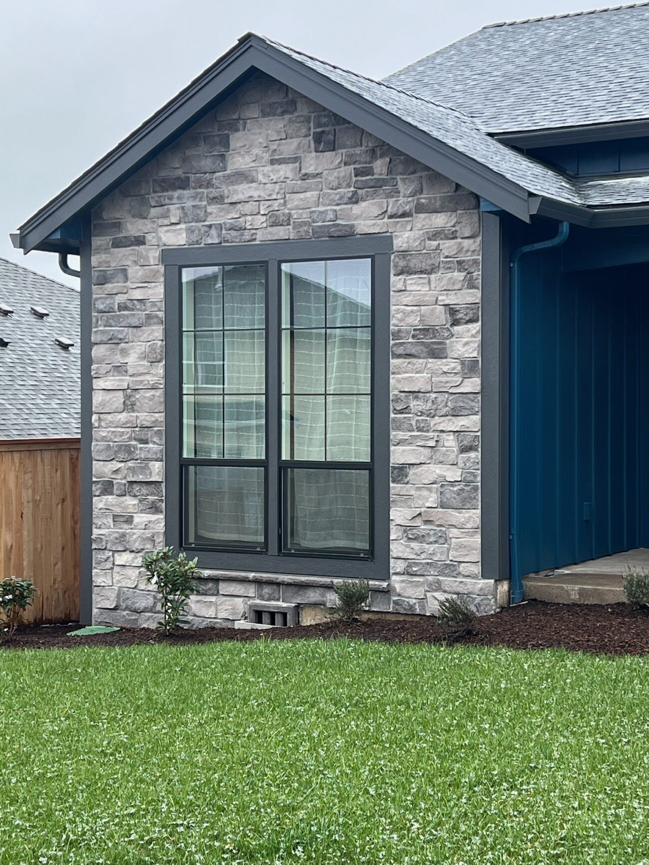 charcoal cobble on home exterior